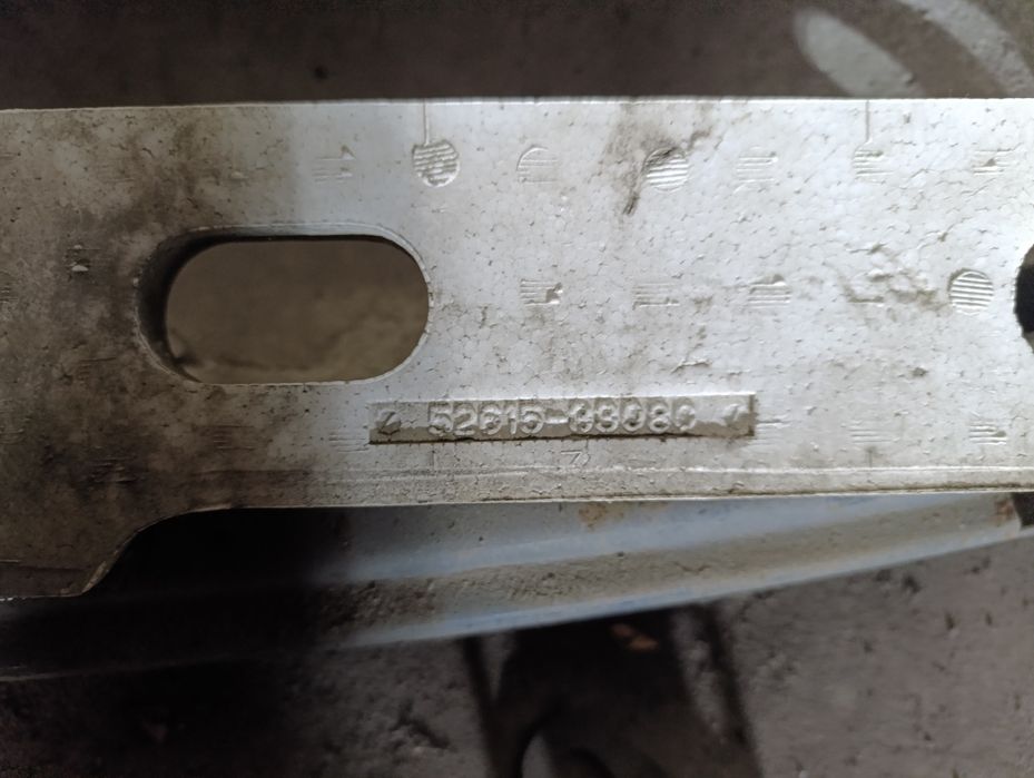 Усилитель заднего бампера Toyota Camry30