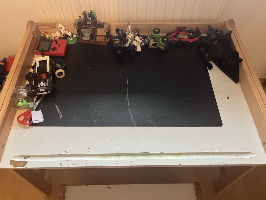 FLISAT biurko i lawka dla dziecka