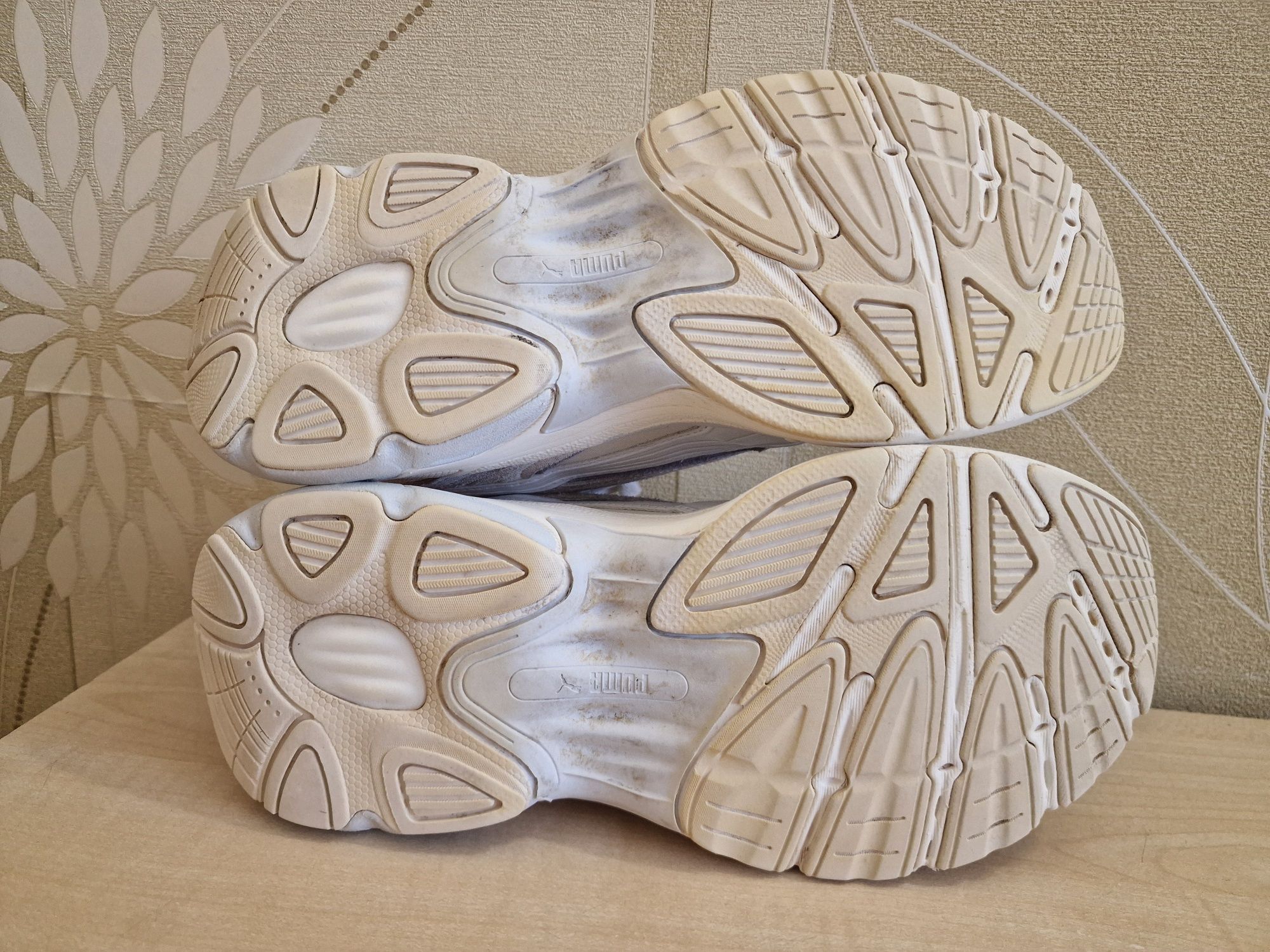Кросівки Puma Teveris Nitro оригінал розмір 37.5