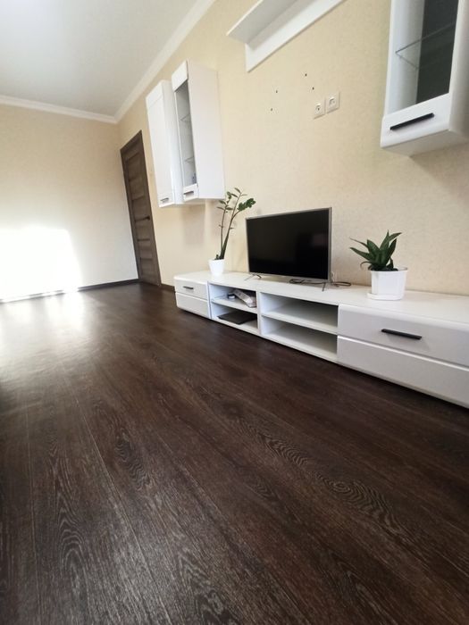 Здається вперше гарненька 3х кімнатна квартира в ПЗР