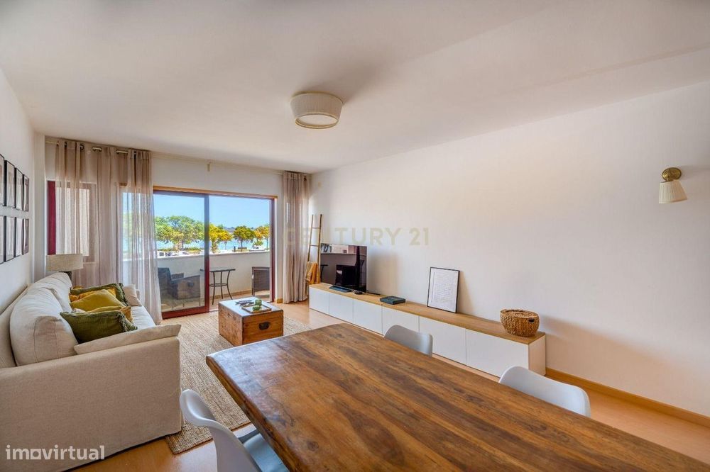 Apartamento T4 em Vila Real de S. António  Vista para o rio Guadiana