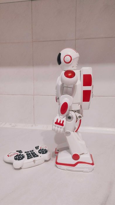 Робот XTREMBOTS Шпигун Stem