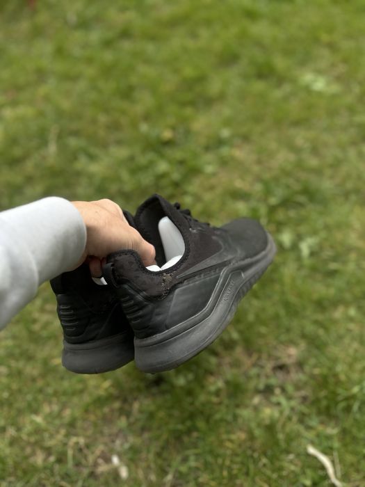 Кроссовки от бренда Nike