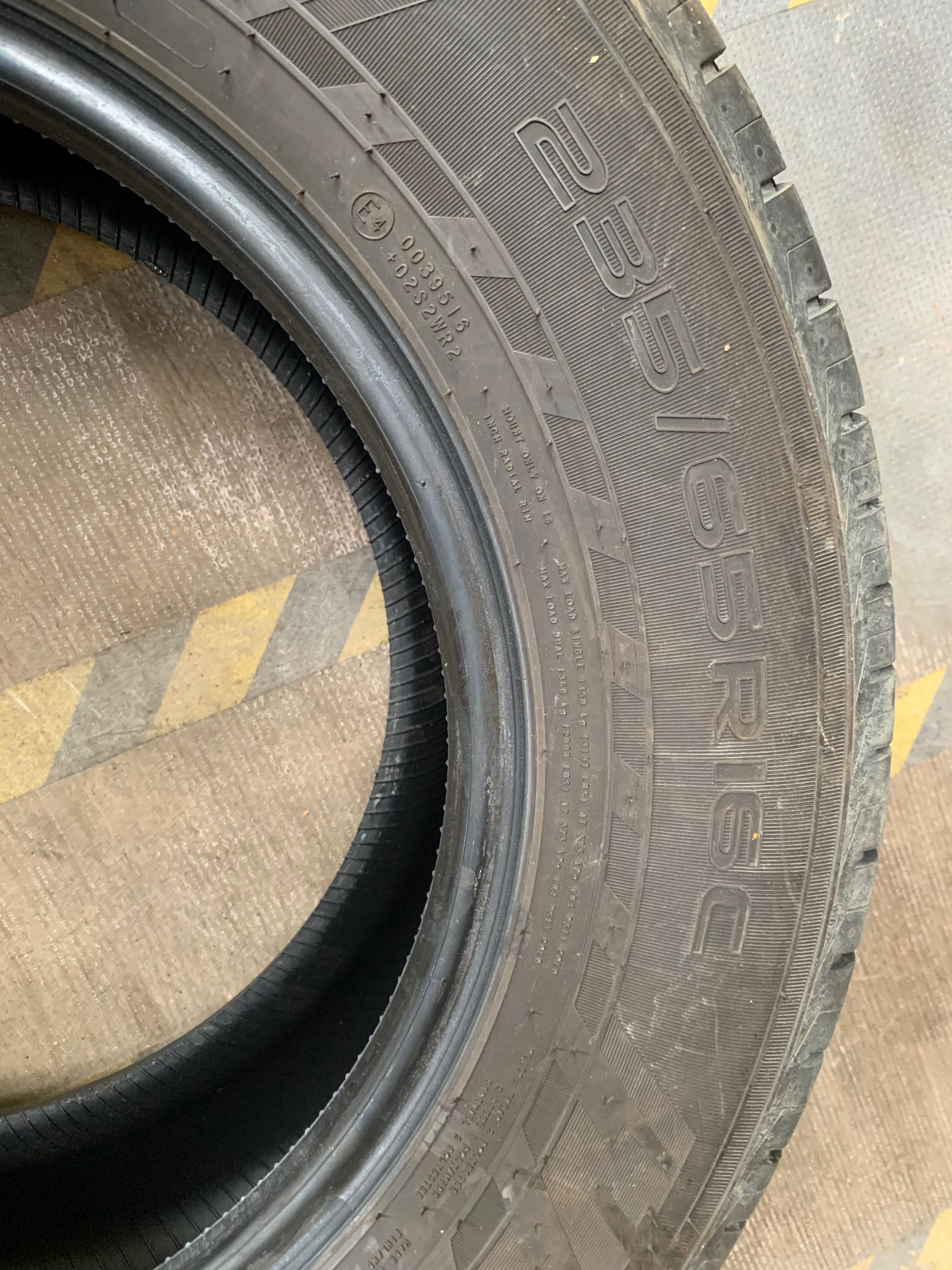 Opony 235/65/16 C