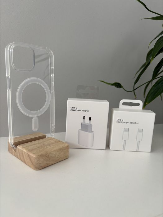 Zestaw iPhone: Ładowarka Apple + Kabel USB-C + Etui MagSafe - NOWE
