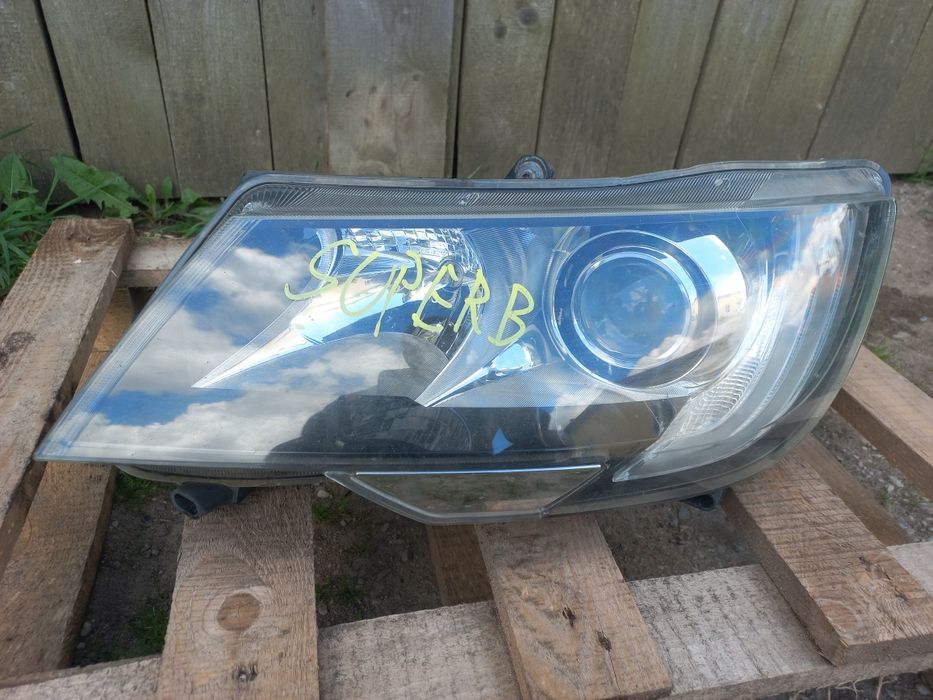 Lampa przód przednia lewa skoda superb II 2 lift