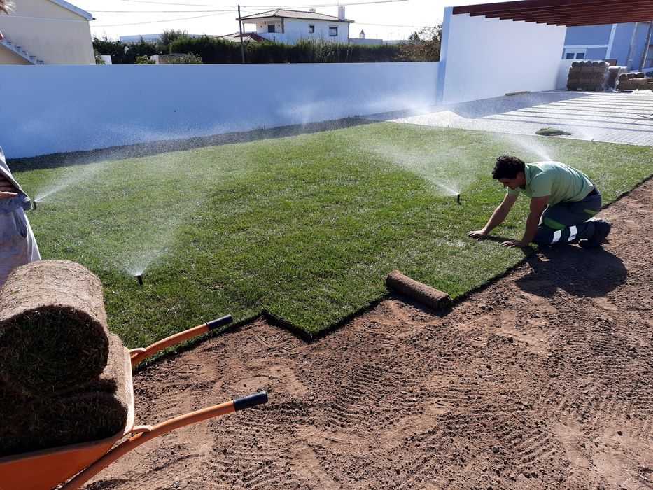 Serviços  de jardinagem. Construção e Manutenção. Limpeza de Terrenos.