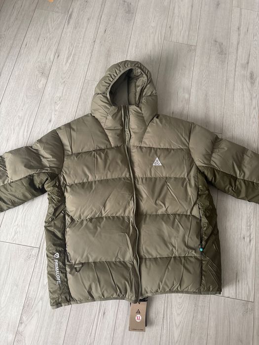 Пуховик зимовий Nike acg.