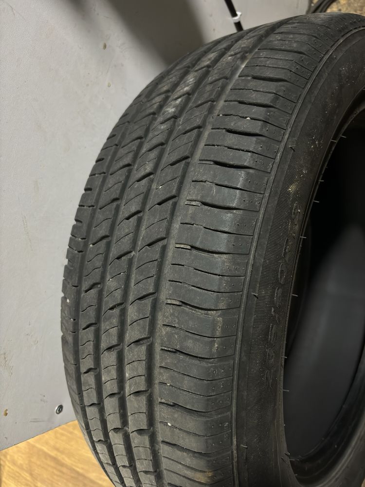Продам літні шини гуму резину Roadstone RU5 235/60r18 в гарному стані