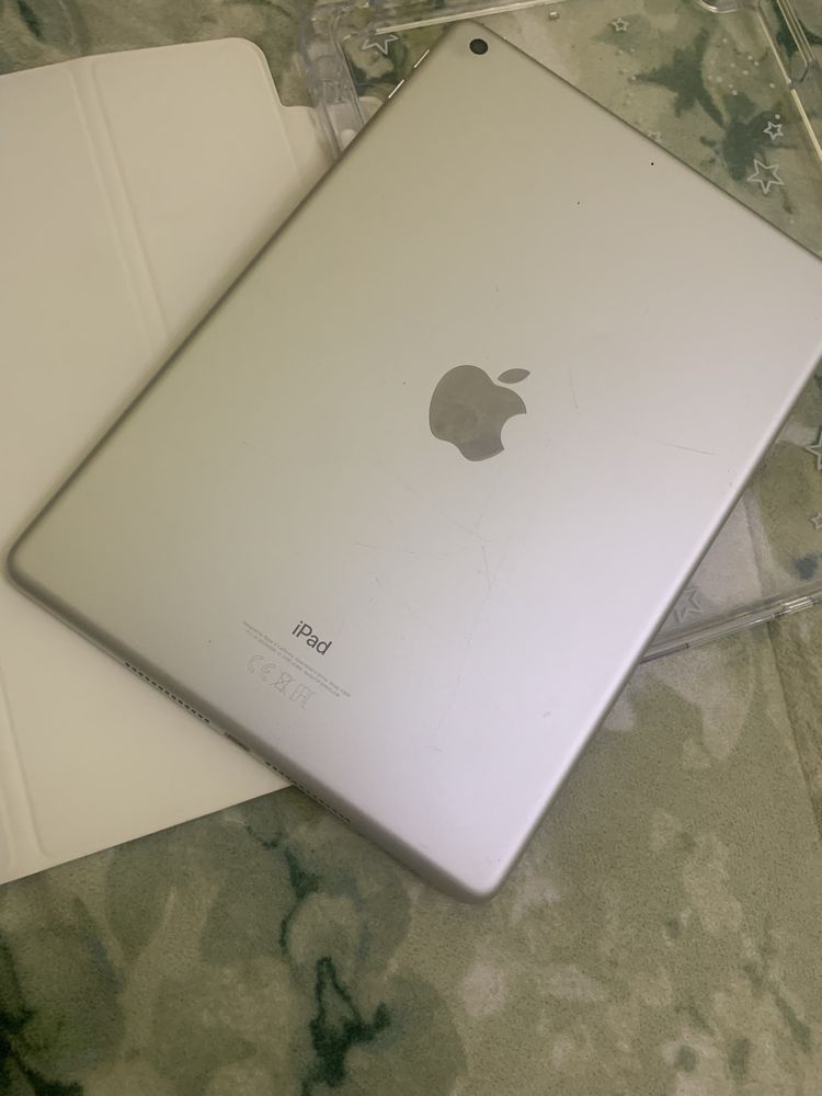 Vendo ipad 6 como novo