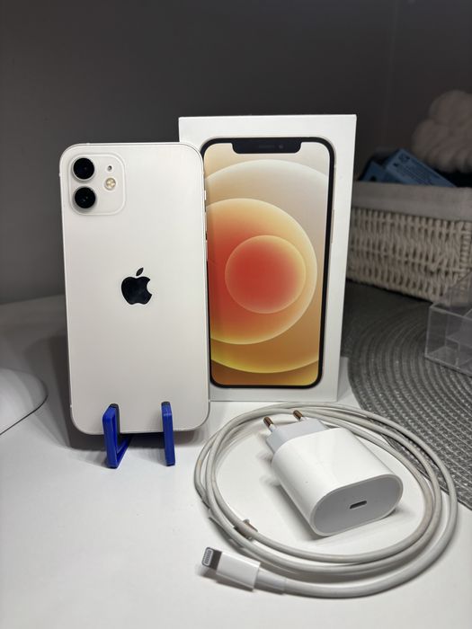 Iphone 12 biały w bardzo dobrym stanie !