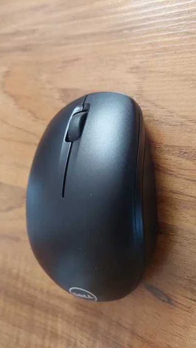 Myszka bezprzewodowa do komputera laptopa DELL WM126 mysz optyczna