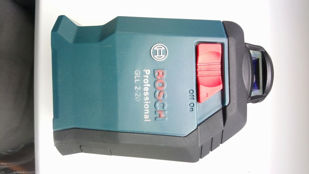 Лазерний рівень BOSCH GLL2-20S professional