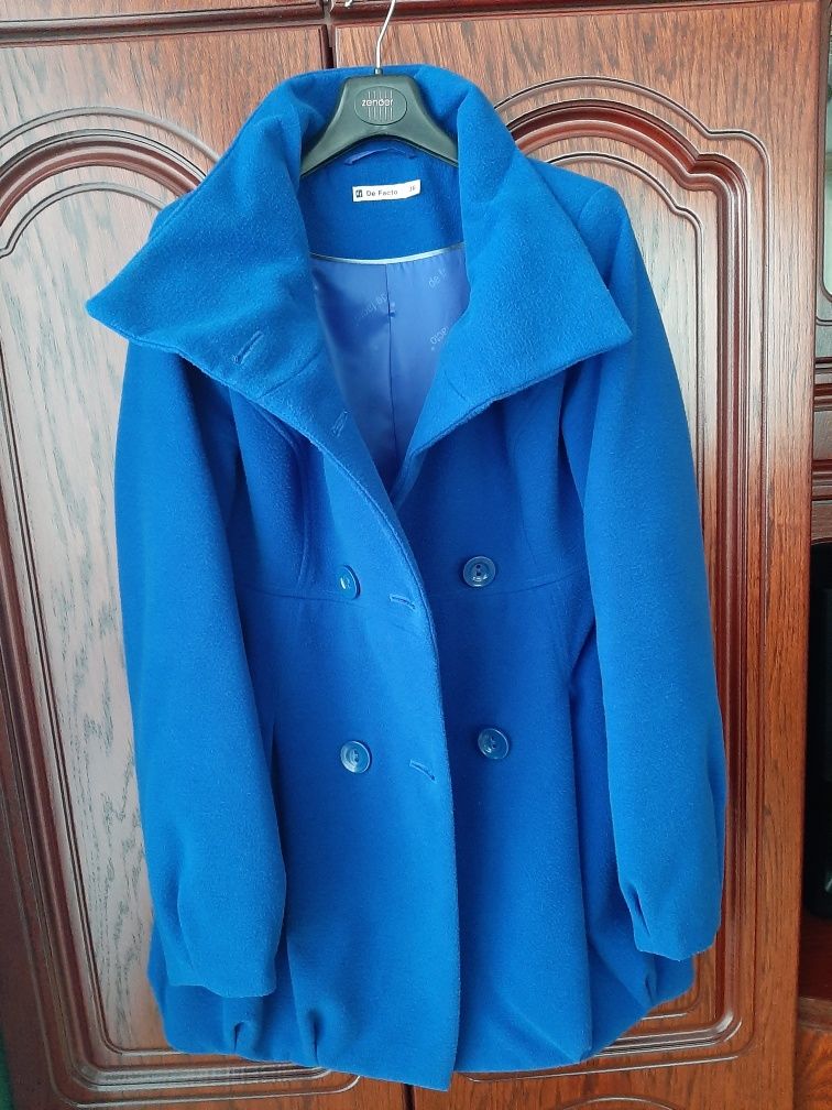 Damski niebieski płaszcz zimowy flauszowy dwurzędowy 36