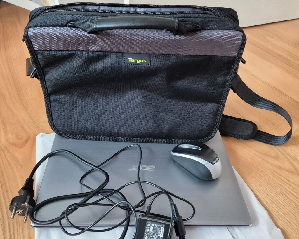 Laptop Acer Swift 3 SF314-52G