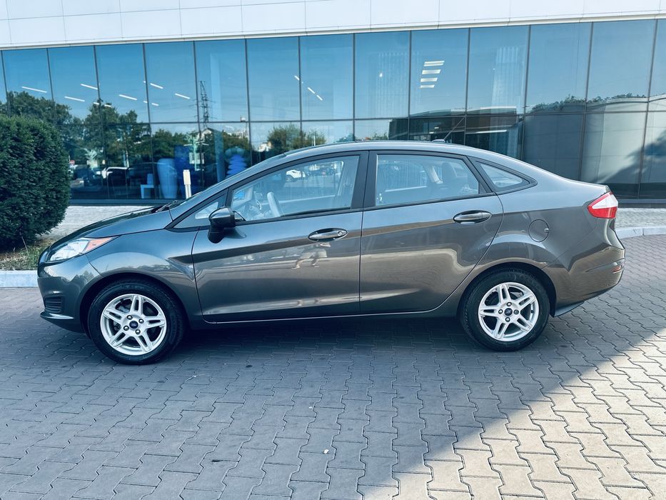 Ford Fiesta 2018 Автомат