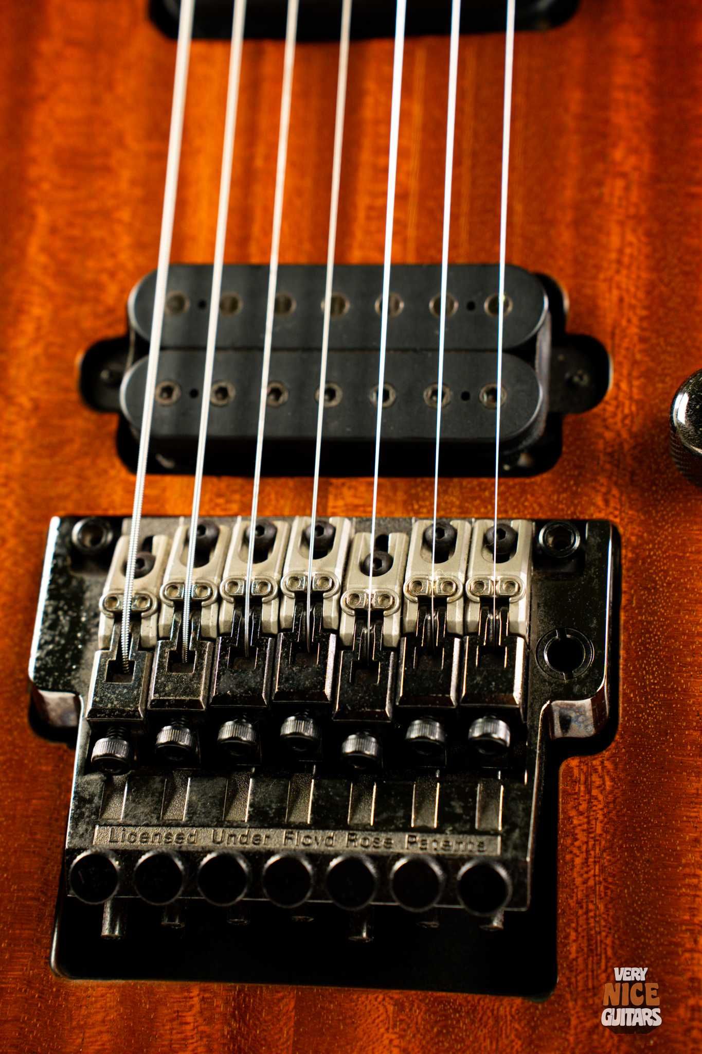 Ibanez Prestige RG2027X Ibanez Prestige Vintage Violin