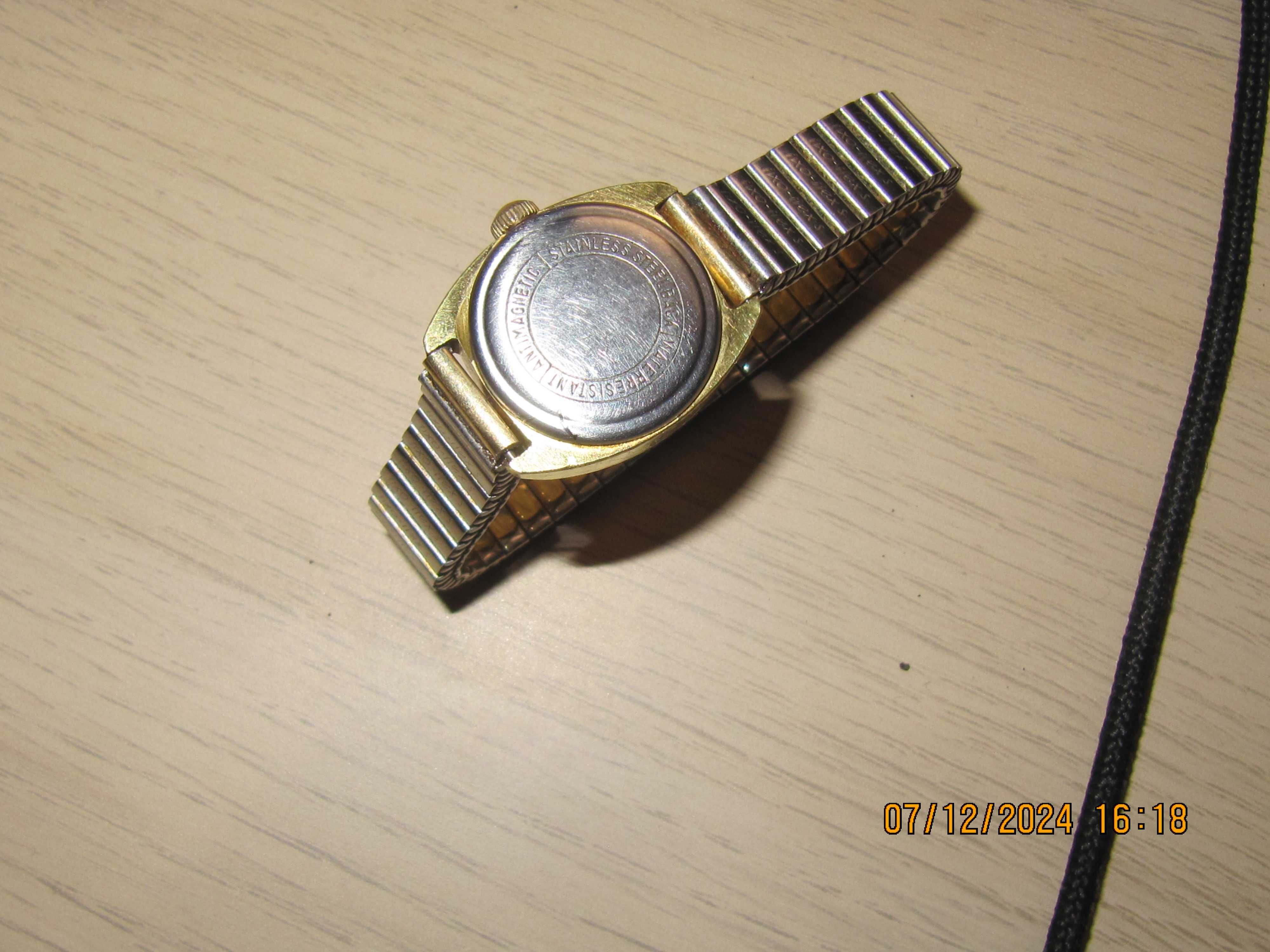 Intex szwajcarski zegarek mechaniczny
