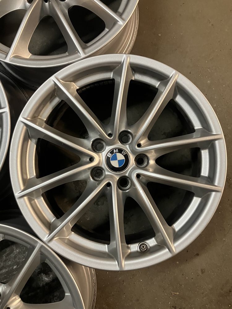 Alufelgi Bmw Oe G30 G31 5x112 17 Cali Ładny stan Komplet