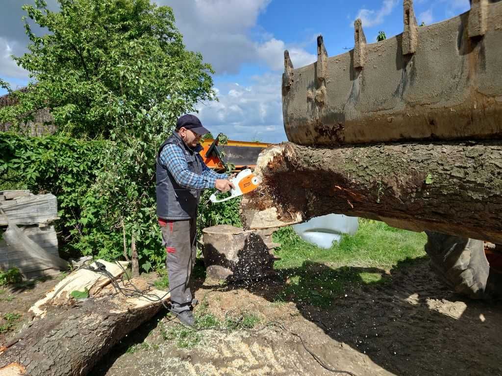 usługi rębakiem rębak karczowanie wycinka drzew krzaków usuwanie karp