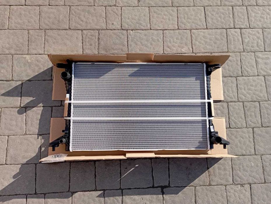 Audi Q5 80A Радіатор Інтеркулера Інтеркулер