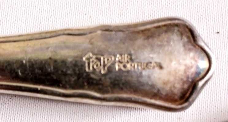 TAP. 30 facas anos 70.