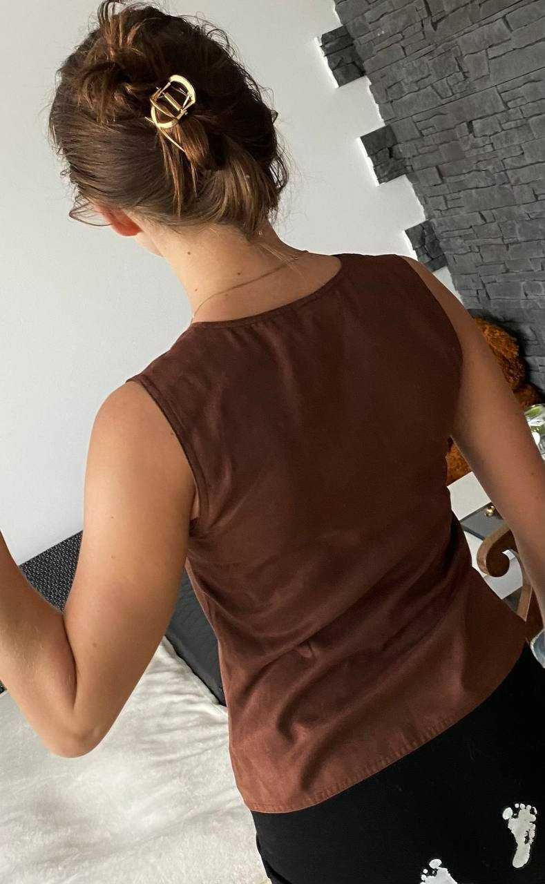 Bluzka z dekoltem halter