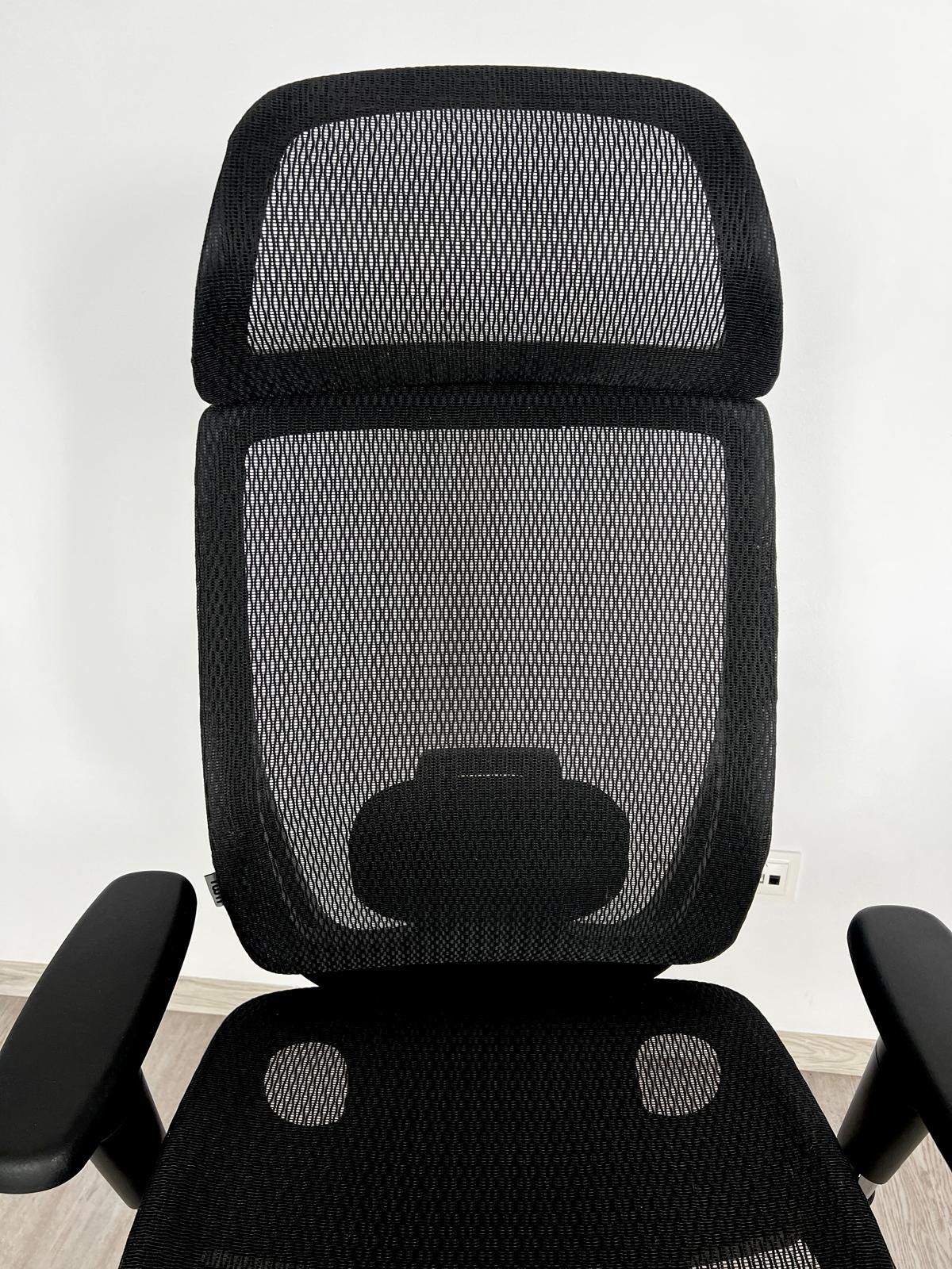 Ergonomiczne krzesło biurowe, obrotowe