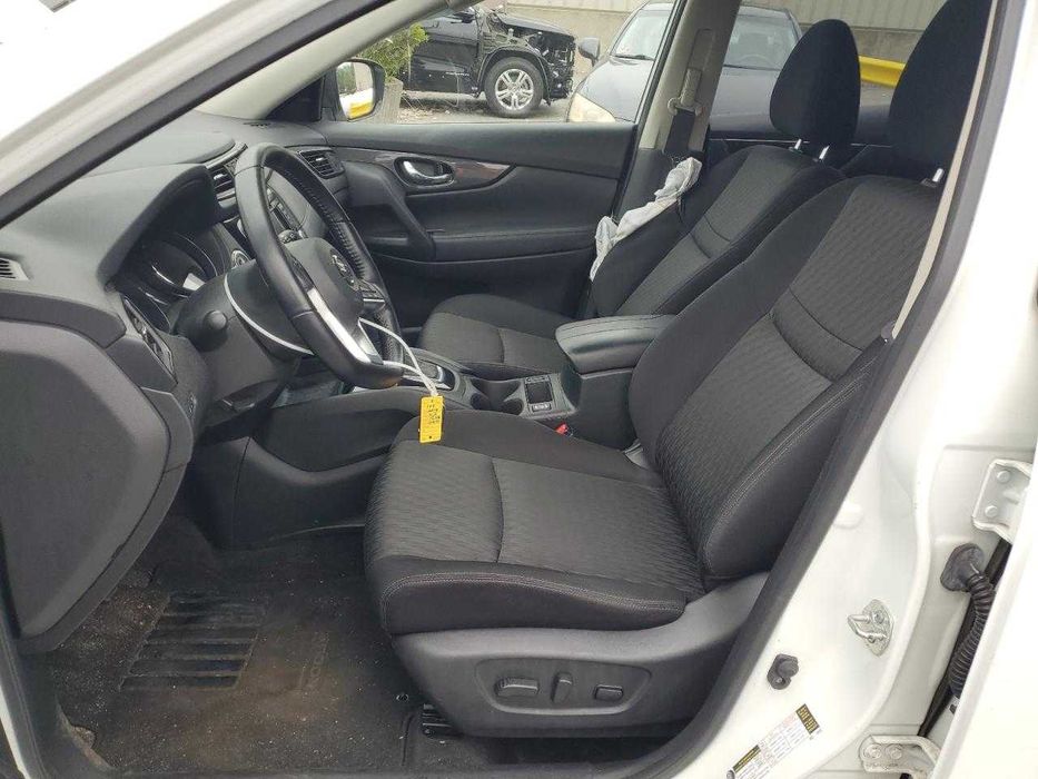 Продам 2020 Nissan Rogue  65 ТИС КМ розмитнений у Львові