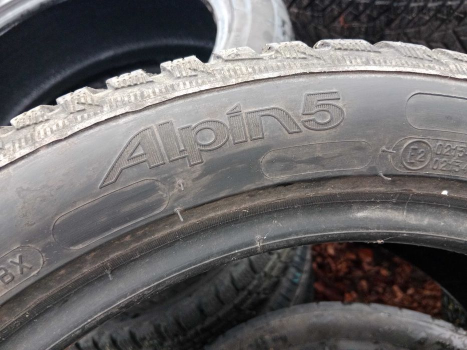 Opona używana 205/50R17 Michelin Alpin 5 1szt.