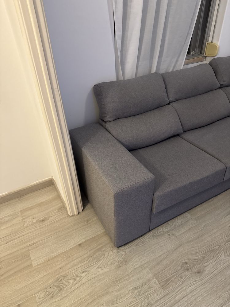 Sofá chaise longue cinza