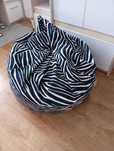 Pufa worek zebra