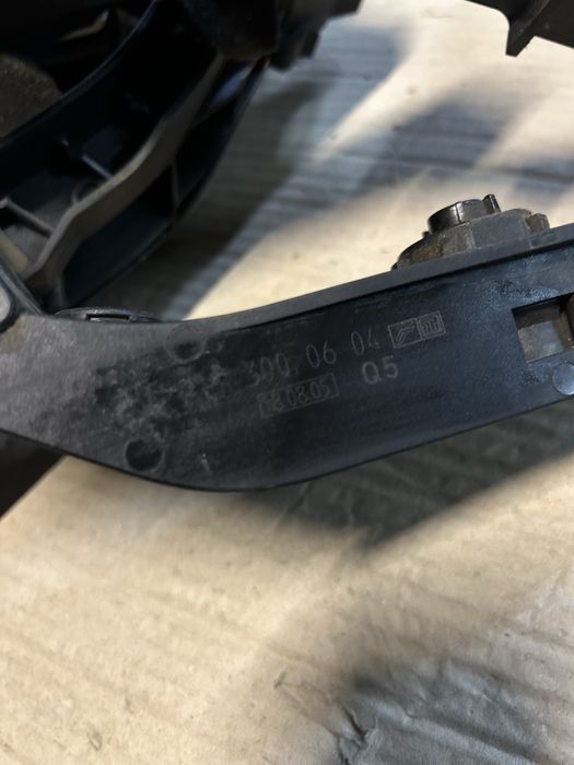 Педаль газа Mercedes W211 A2113000904, A2113000404, шрот