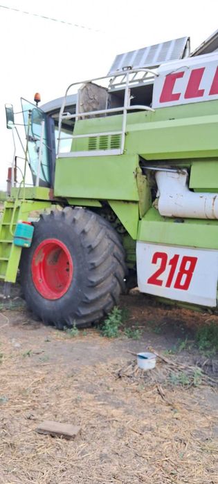 КомбайнClaas Mega 218, 1997 г.в.