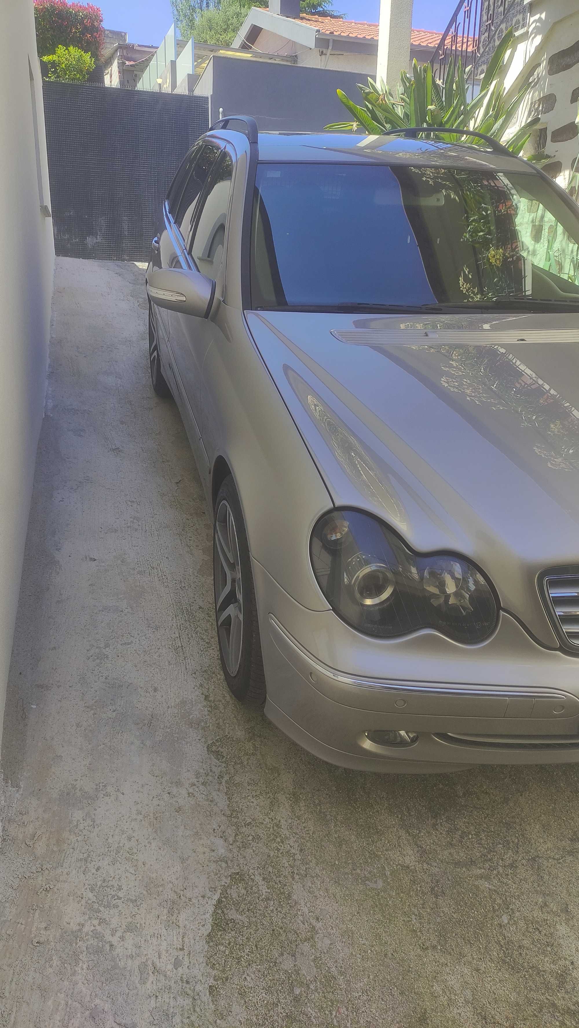 Mercedes C220 CDI Nacional muito estimada