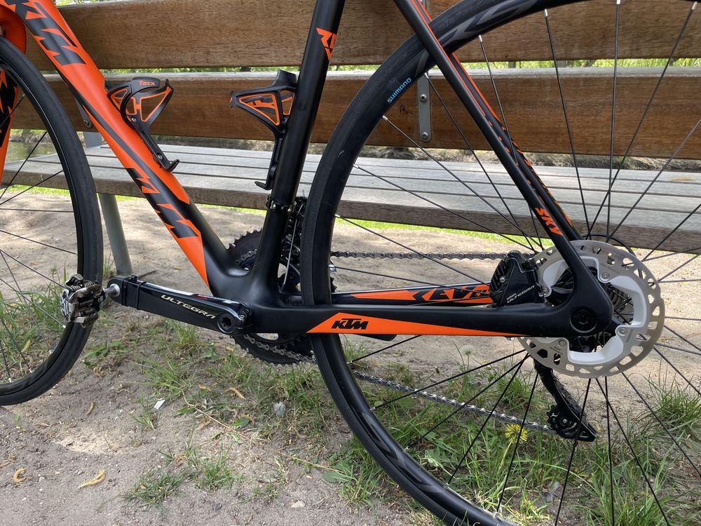 Rower szosowy KTM Revelator sky Carbon (szosa carbonowa)