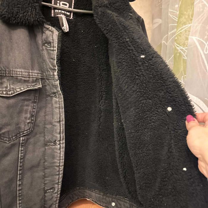 Продам жіночу джинсову куртку i8 Denim