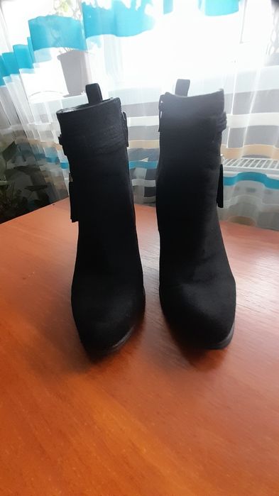 Черевики жіночі на осінь-весну 38