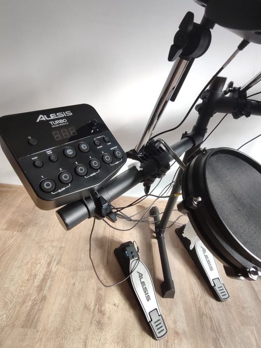 ALESIS TURBO MESH KIT elektryczny zestaw perkusyjny