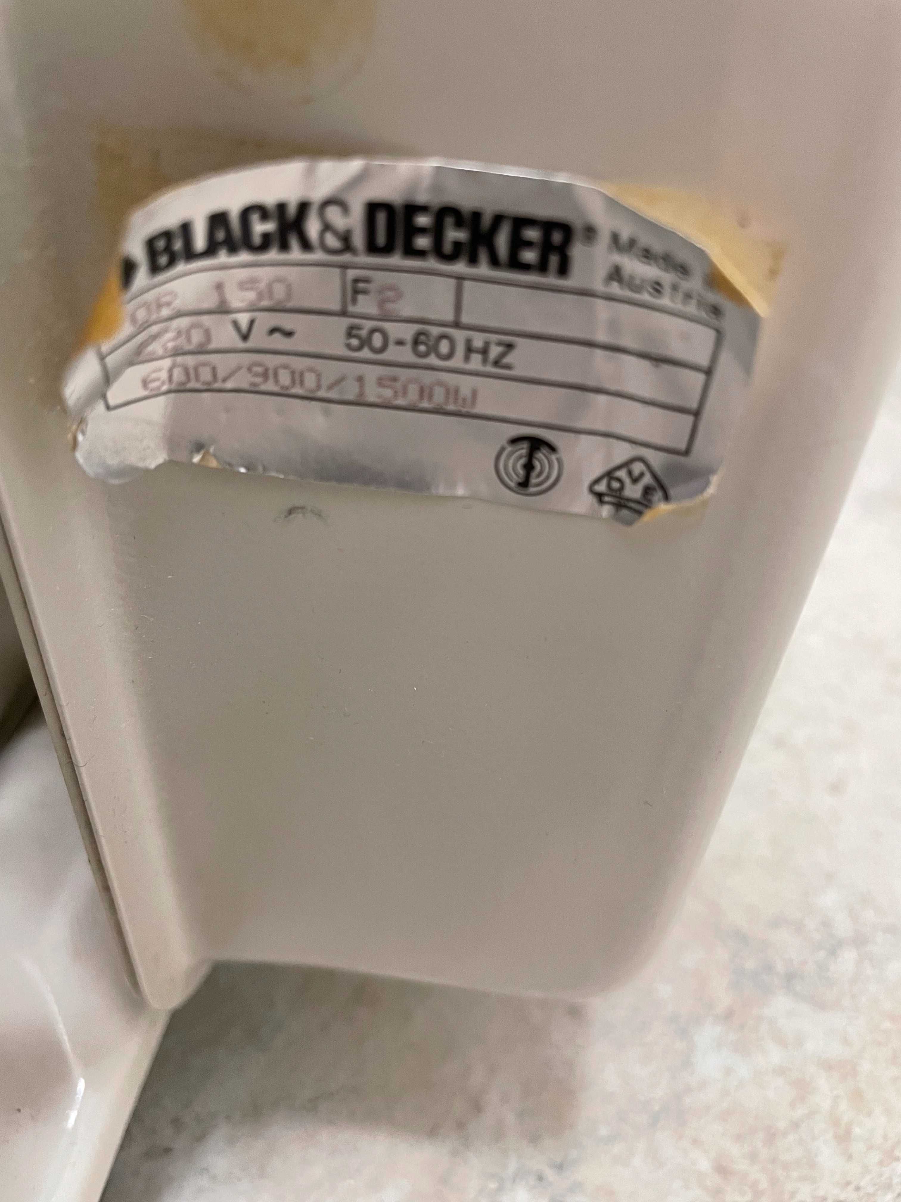 Aquecedor a óleo Black & decker