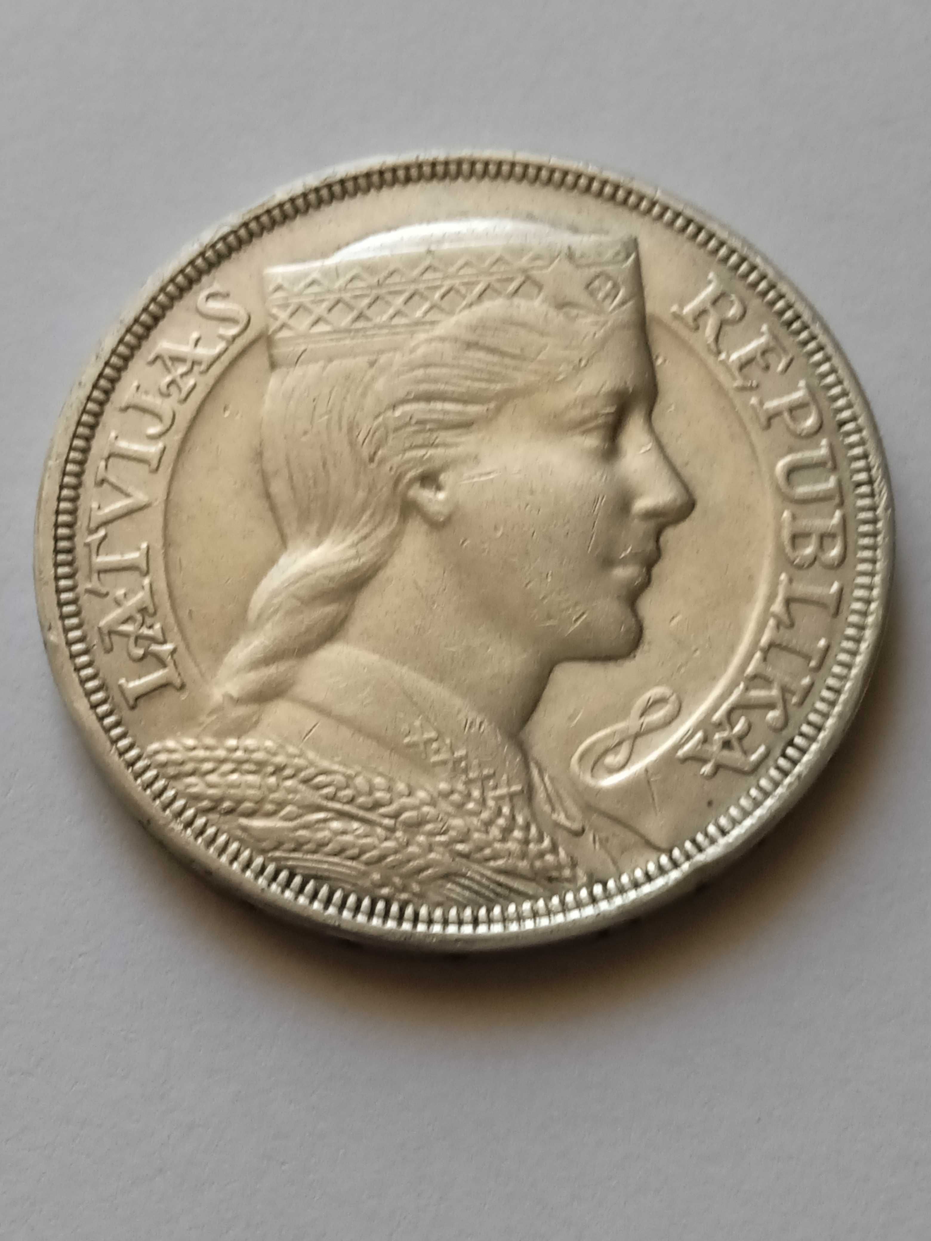 Срібна монета ЛатвіЇ 5 лат 1931 рік