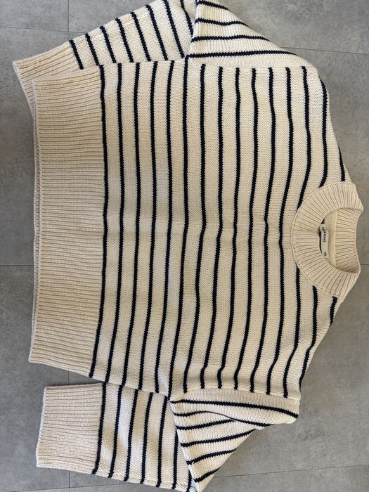 Жіночі кофтинки та гольфи