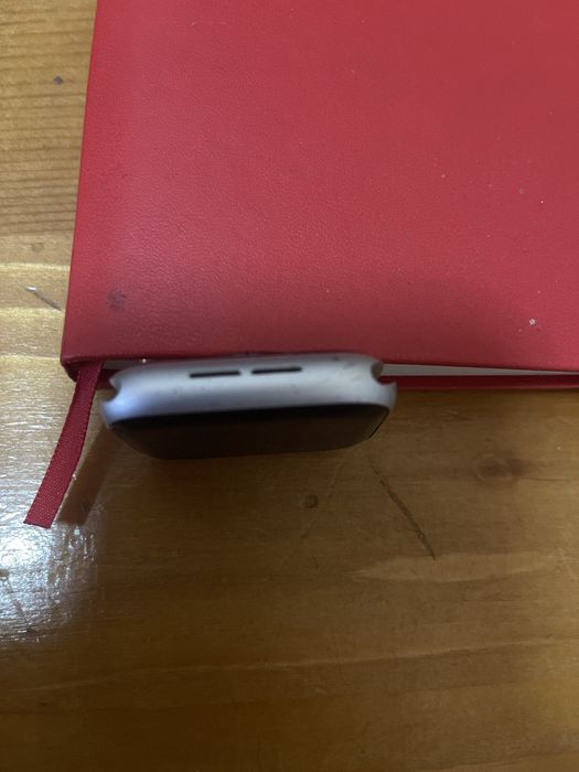 Продам айпл вотч 4/44