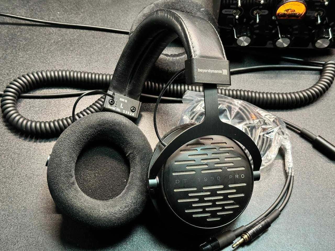 Beyerdynamic DT 1990 pro 250 Ohm