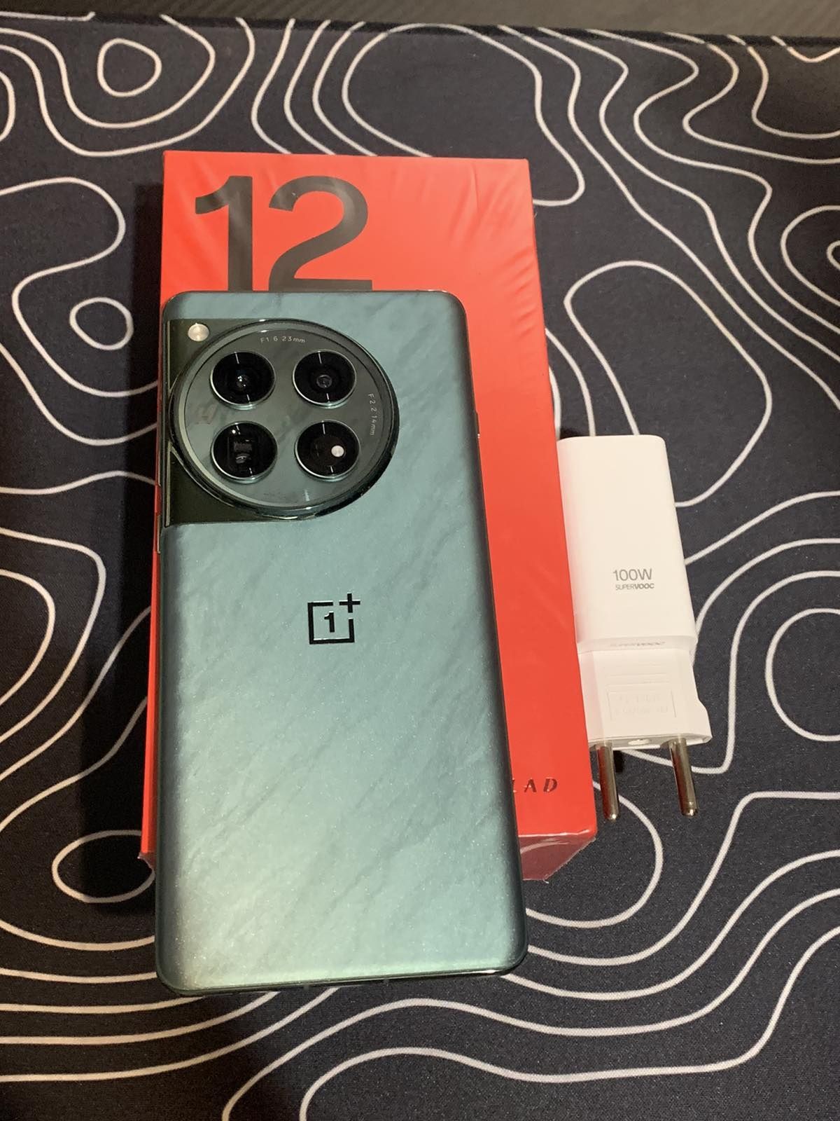 OnePlus 12 16/512GB Flowy Emerald