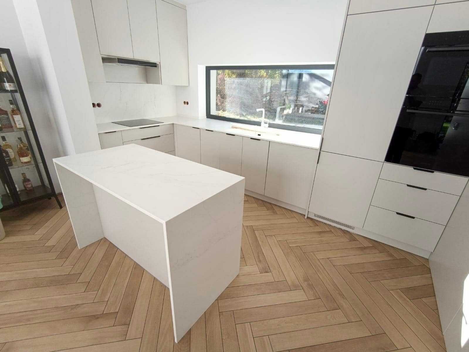 Blaty kuchenne granitowe, konglomerat, marmur