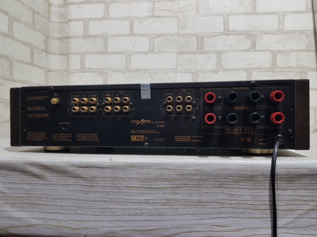 Стерео підсилювач GRUNDIG FINE ARTS A-903,*2x140 Вт, б/у з Німеччини