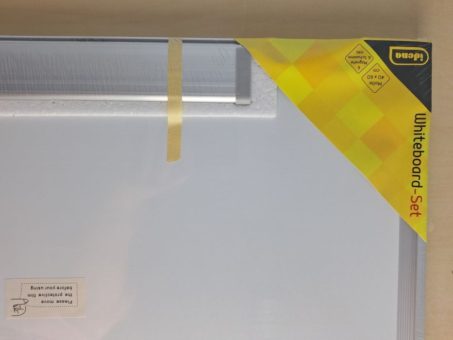 Idena tablica suchościeralna 60x40 cm – magnetyczna, z ramą aluminiową