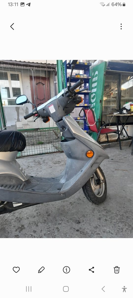 Продам електро скутер,на змінних акумах EVT 4000