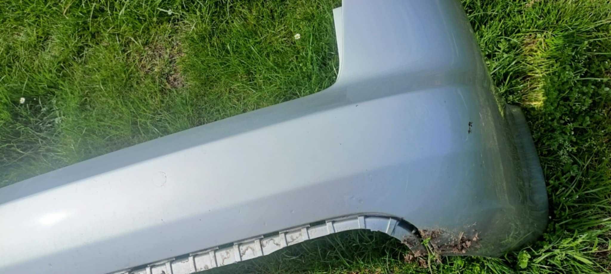 Zderzak tył a4 b7 Avant Za Darmo